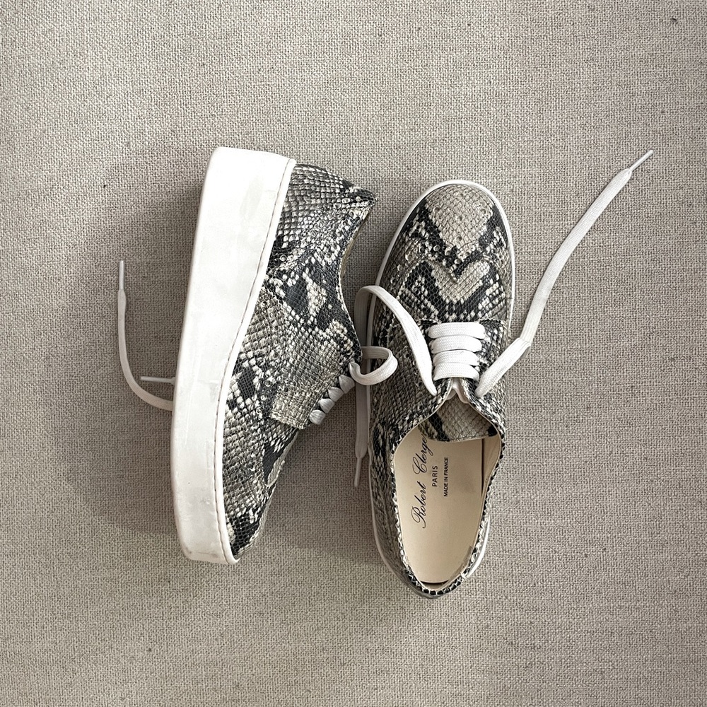 Robert Clergerie Grey Python Embossed Leather Pla… - image 1